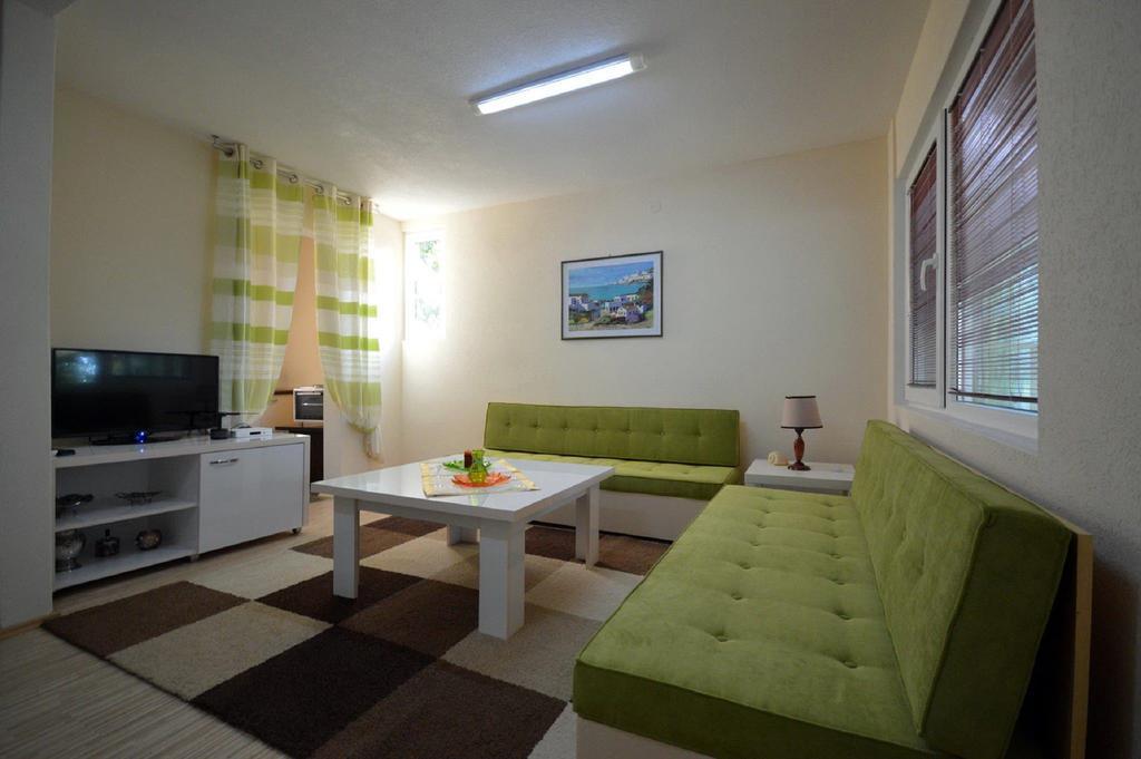 Karali Apartments لاغادين المظهر الخارجي الصورة